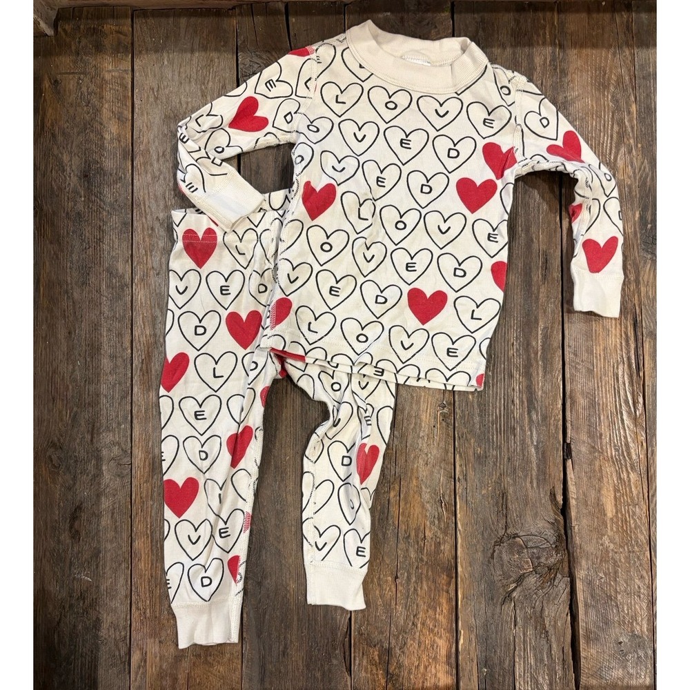 Hanna Andersson heart Valentine's pjs long johns‎ pajamas